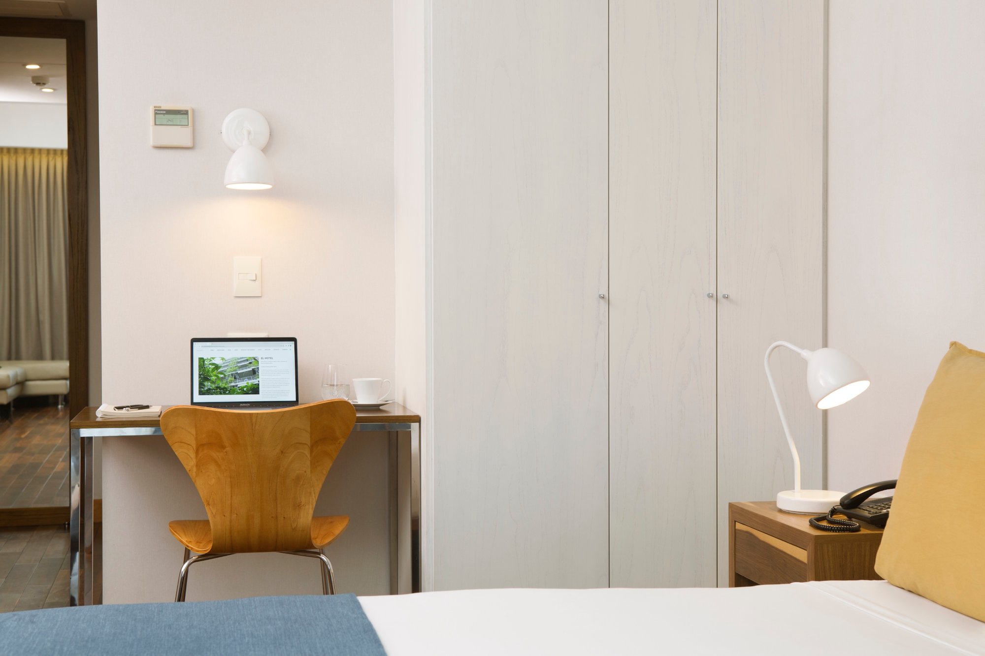 Escritorio en una habitación Deluxe